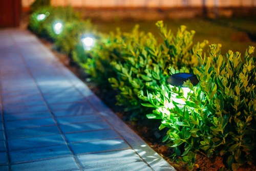 garden lighting electrician in oxforfordshire